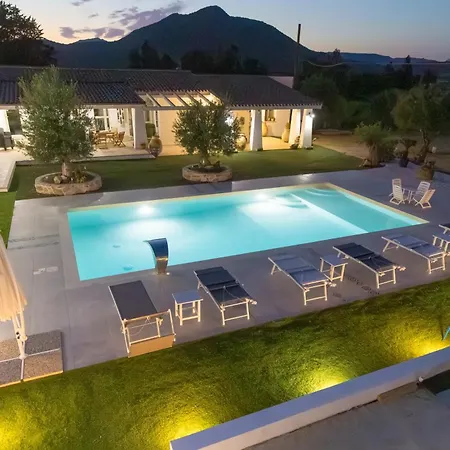 Dimora S'ena Manna 오리에나