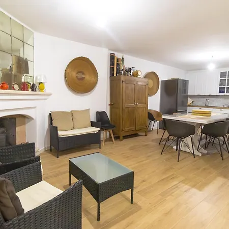 Dimora S'ena Manna 아파트 *